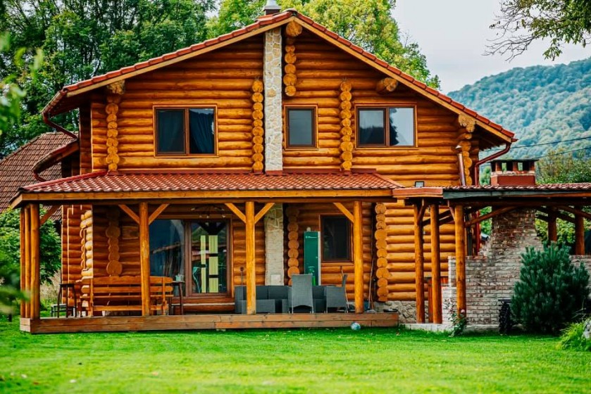 Lucca Chalet - Valea Draganului