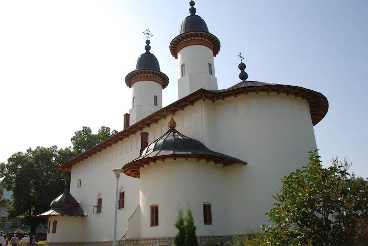 Manastirea Varatec